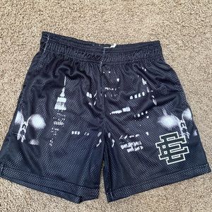 New! 2023 New Eric Emanuel Ee Basic Short New York City Skyline, Size Medium